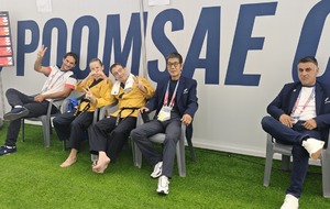 L'attente avant notre passage en paire Over 60